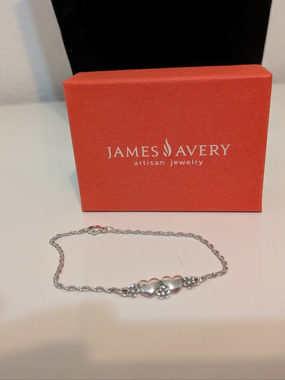 James Avery Retired Silver Hearts And Flowers Twist Chain Bracelet - Picture 4 of 6